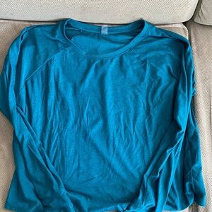 Beyond Yoga teal long sleeve top